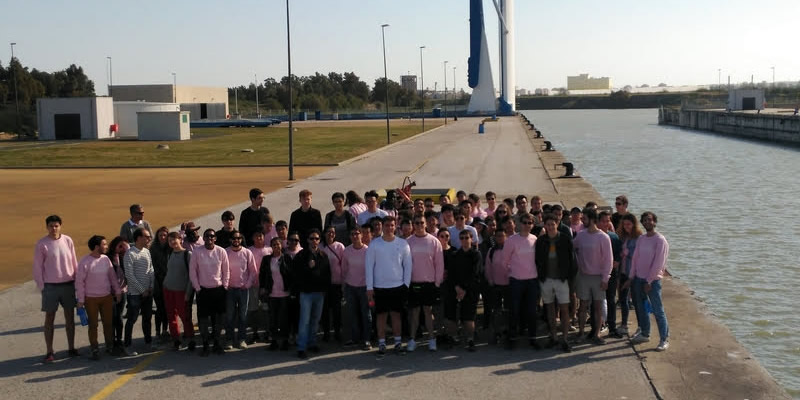 Un paseo por infraestructuras emblemáticas de Sevilla y Cádiz para 72 estudiantes de Ingeniería Civil de Londres