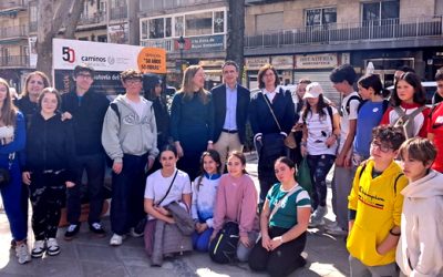 La exposición “50 Años–50 Obras” acerca la ingeniería a 50 estudiantes del IES Blas Infante de Ogíjares en una jornada educativa y participativa